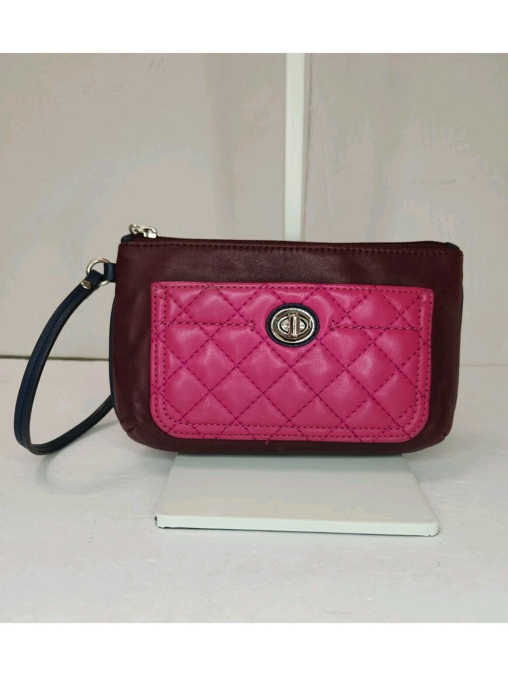 NEW COACH PARK Quilted Leather Turn Lock Medium Wristlet F50097 Burgundy Multi